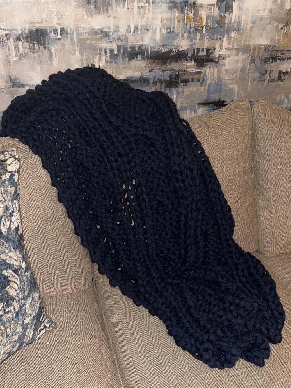 POTTERY BARN BEST SELLER Colossal Handknit Throw NAVY Home Decor Accents